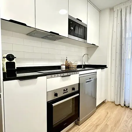 Apartamento Espacoso E Luminoso Διαμέρισμα *
